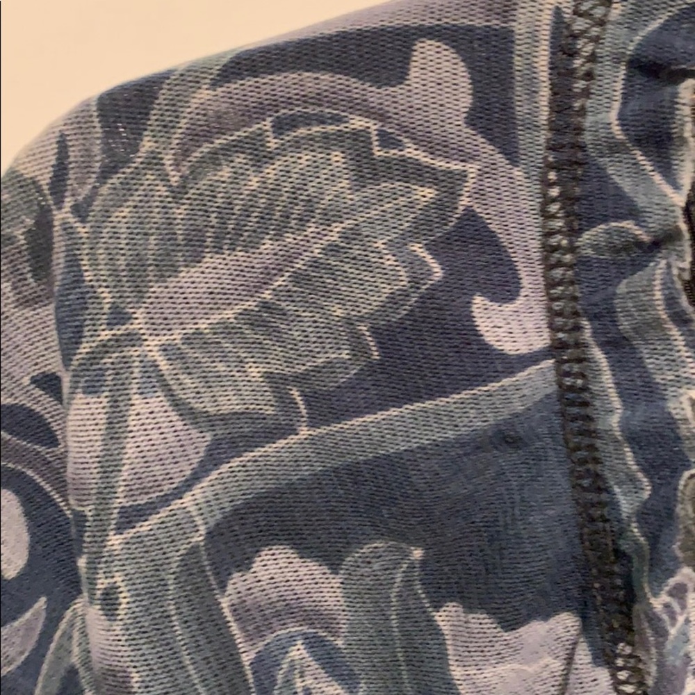 Top - Picture 3 of 3